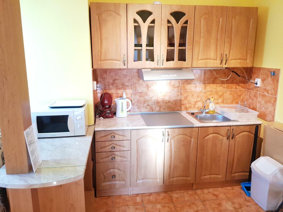 Deak Vendeghaz Apartman Hotel Hajdúszoboszló Екстериор снимка